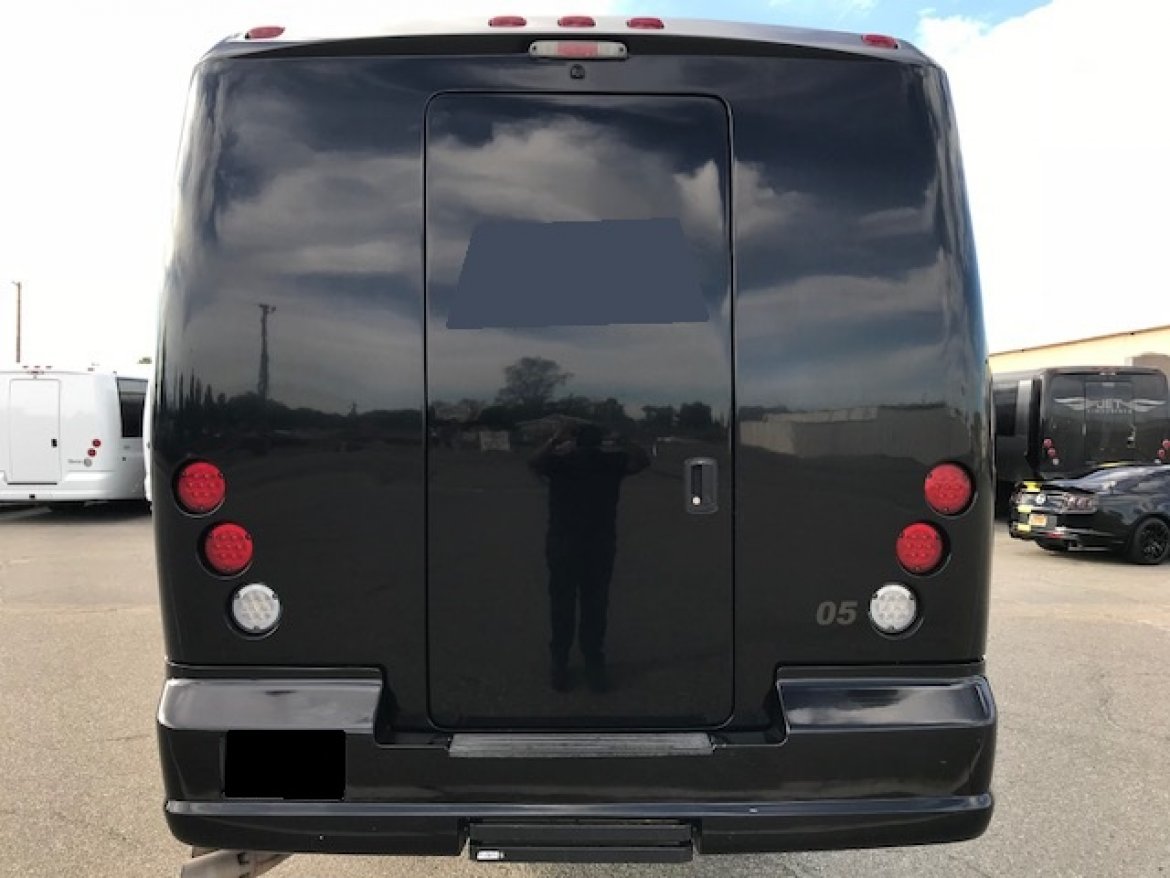 Shuttle Bus for Sale in Riverside, CA - Photo 9