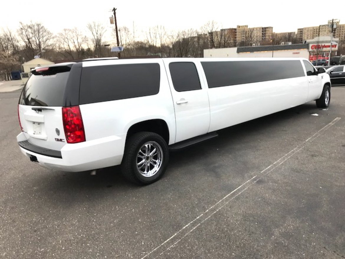 SUV Stretch for Sale in Oaklyn, NJ - Photo 4