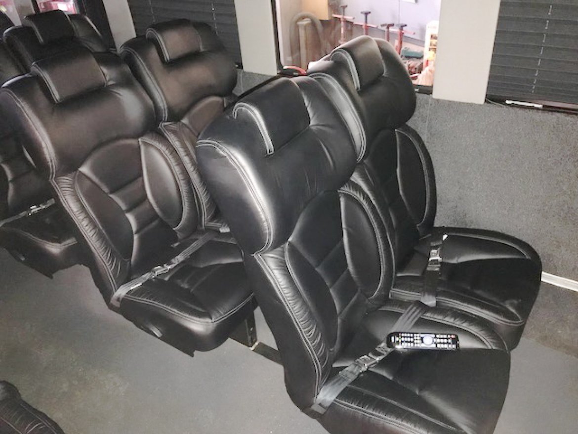 Shuttle Bus for Sale in Oaklyn, NJ - Photo 15