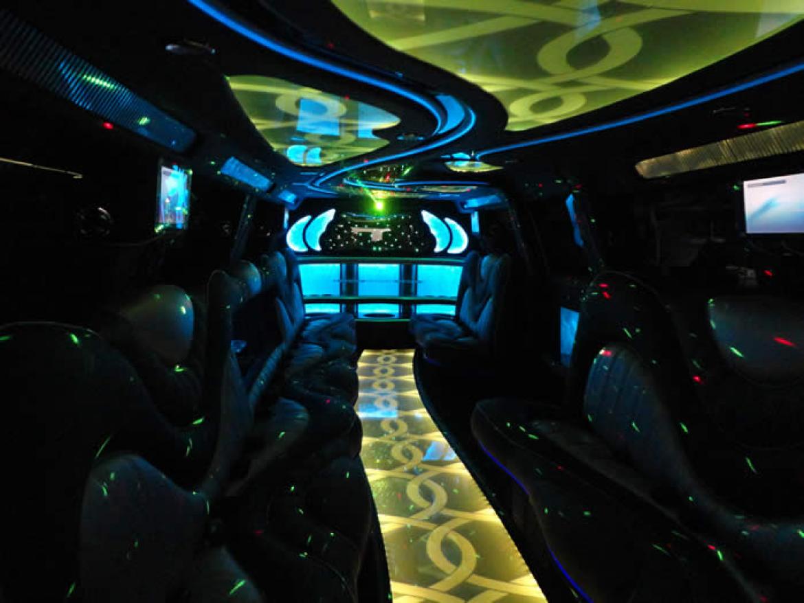 SUV for Sale in Trenton, NJ - Photo 4