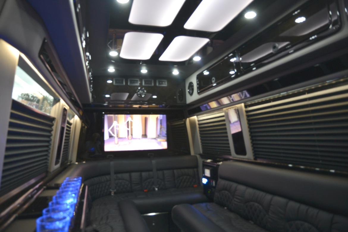 Sprinter for Sale in Oaklyn, NJ - Photo 10