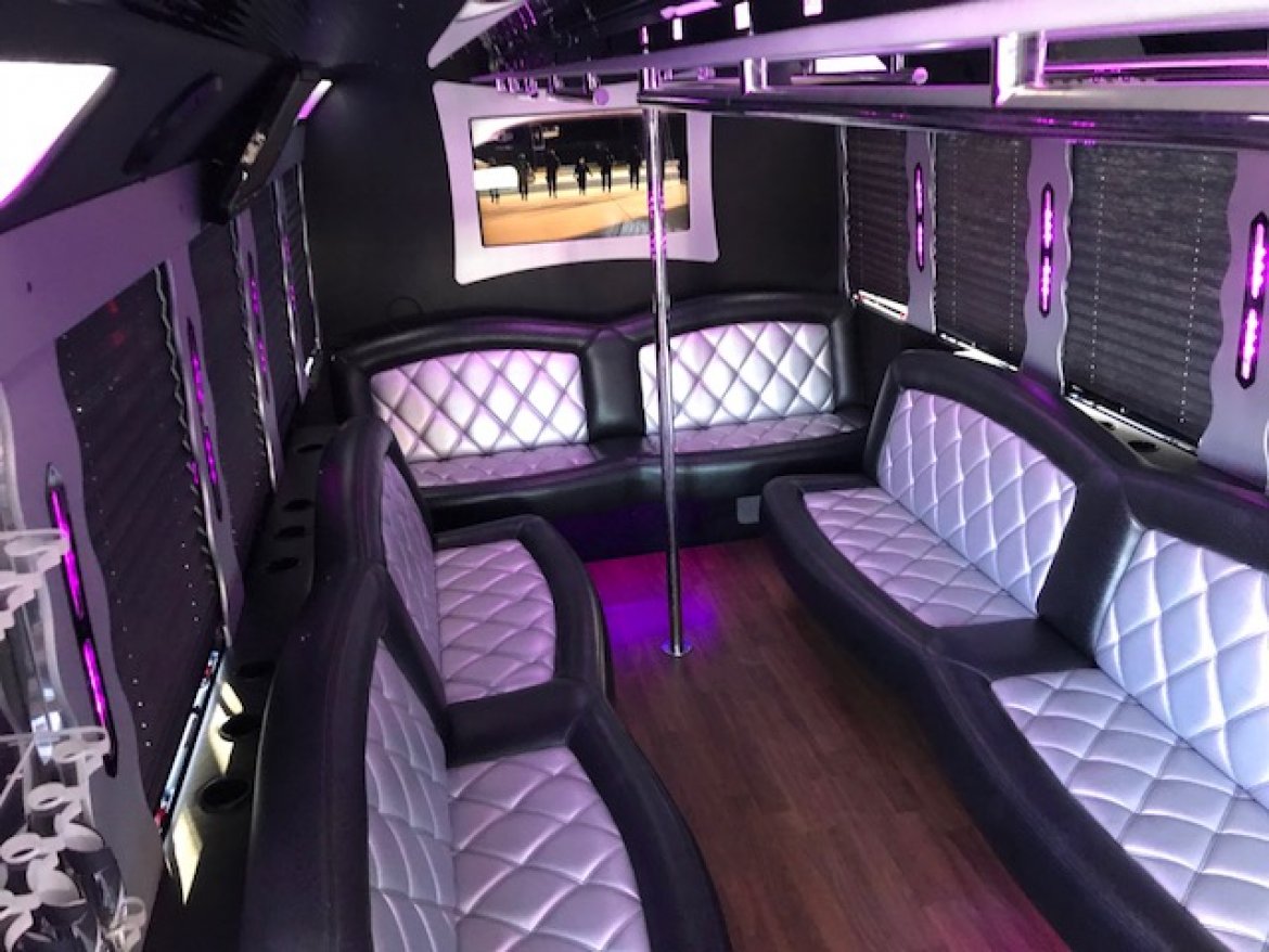 Limo Bus for Sale in Oaklyn, NJ - Photo 8