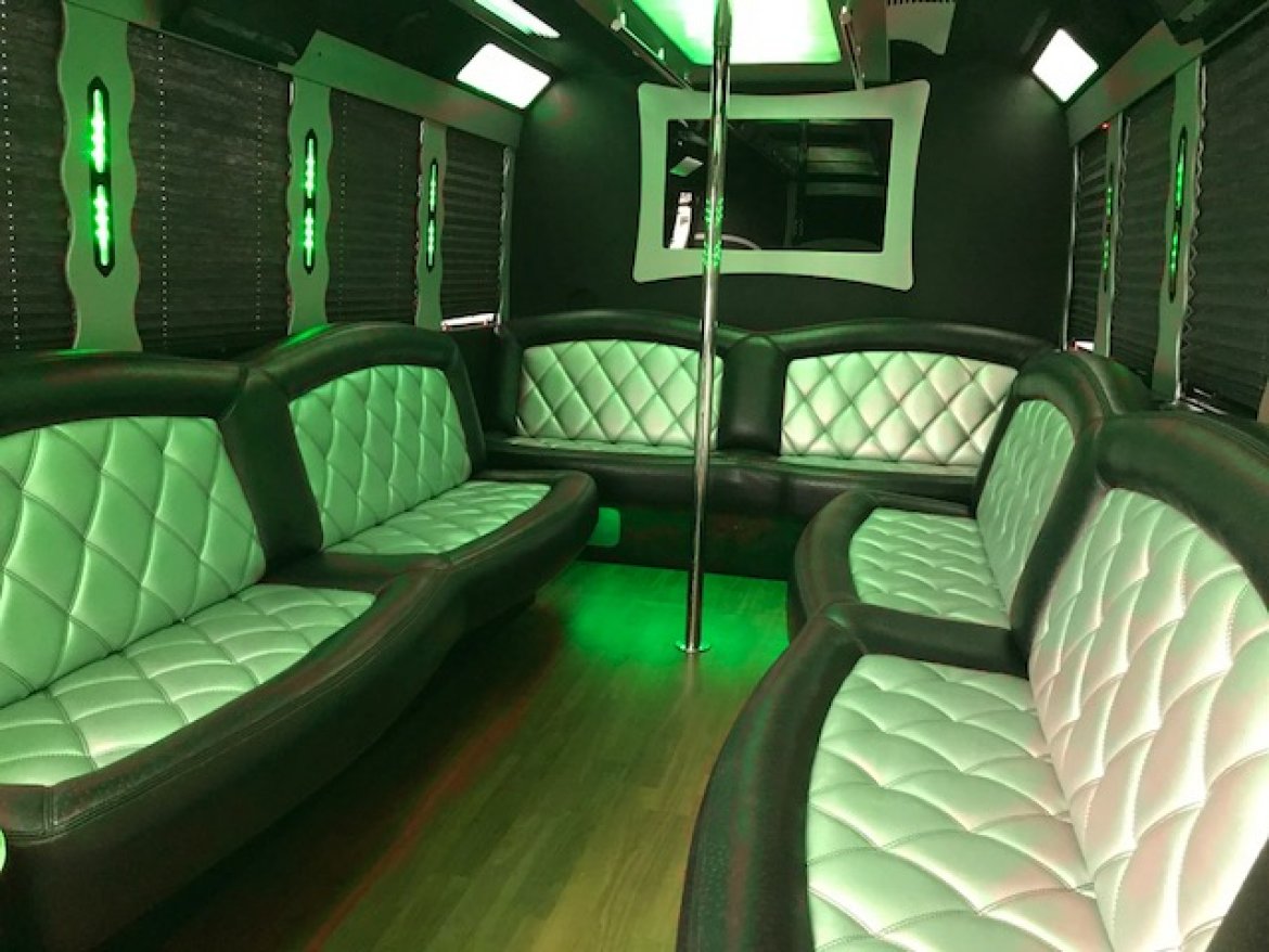 Limo Bus for Sale in Oaklyn, NJ - Photo 17