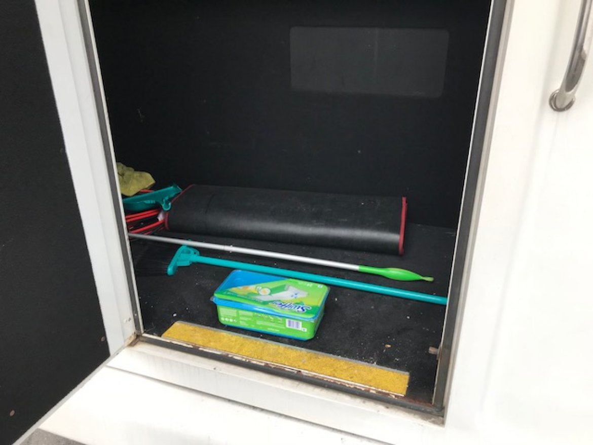 Limo Bus for Sale in Oaklyn, NJ - Photo 18
