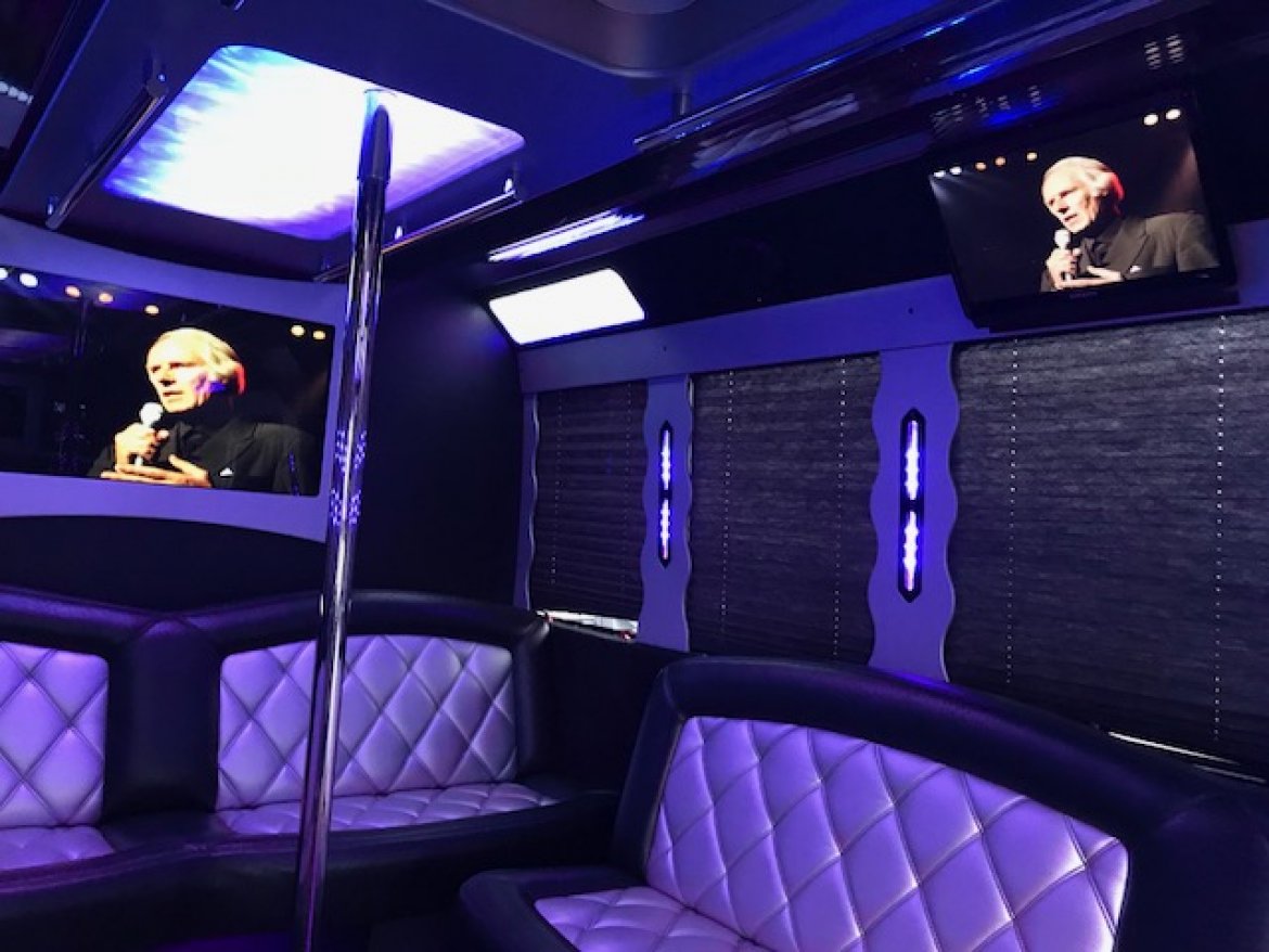 Limo Bus for Sale in Oaklyn, NJ - Photo 21