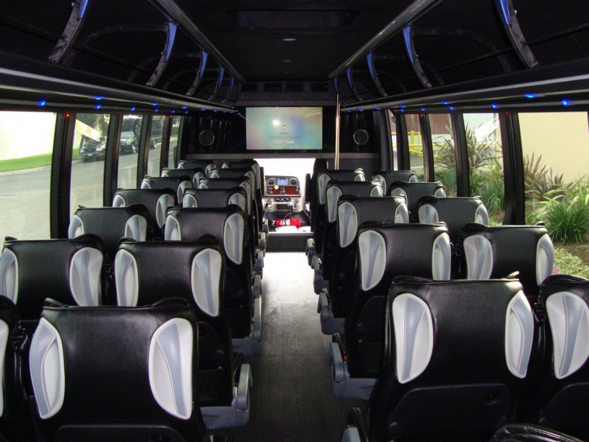 Executive Shuttle for Sale in Carson, CA - Photo 7