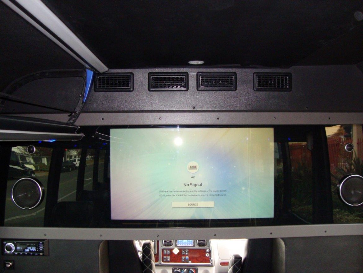 Executive Shuttle for Sale in Carson, CA - Photo 9