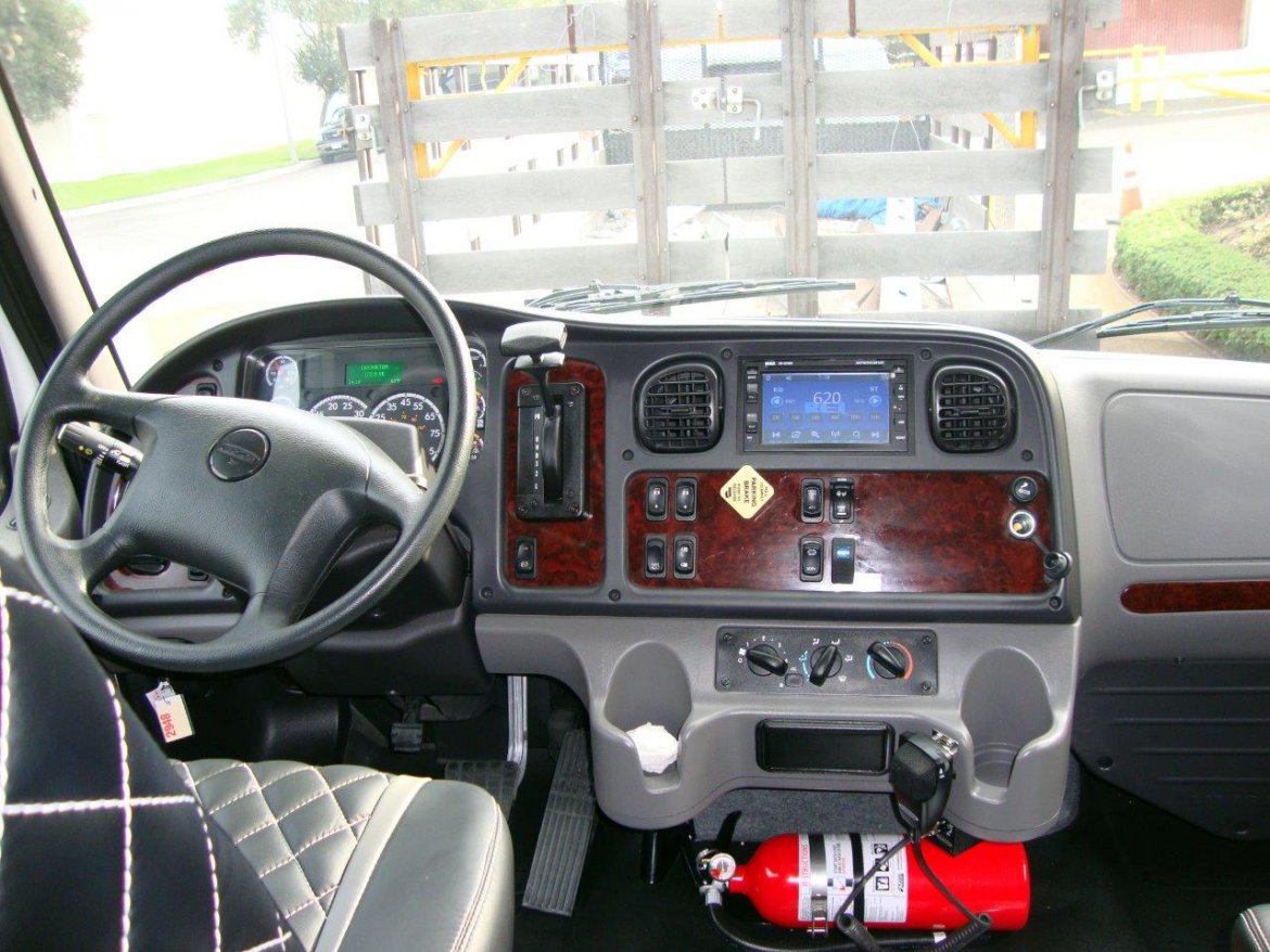 Executive Shuttle for Sale in Carson, CA - Photo 10