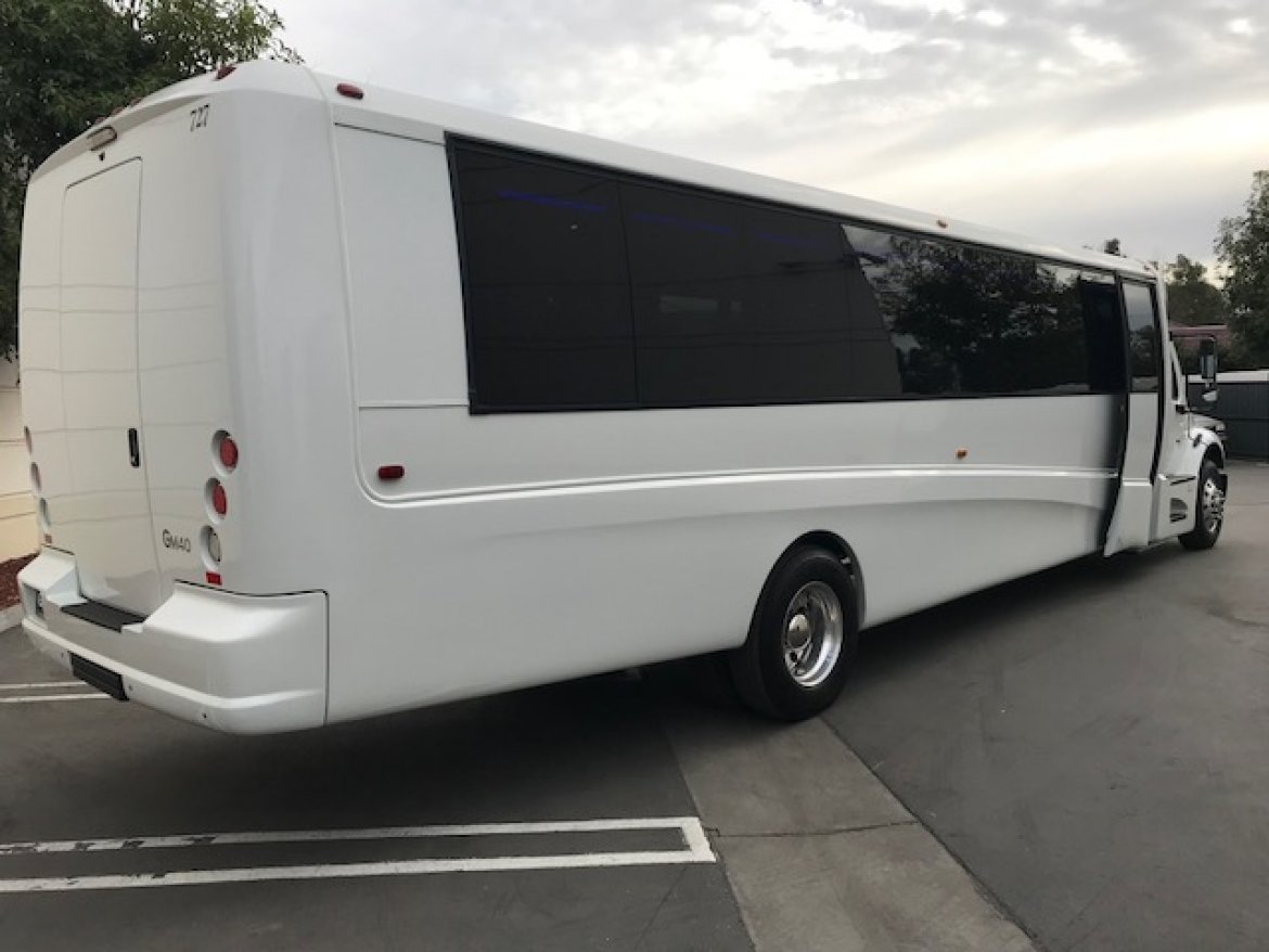 Shuttle Bus for Sale in Riverside, CA - Photo 7