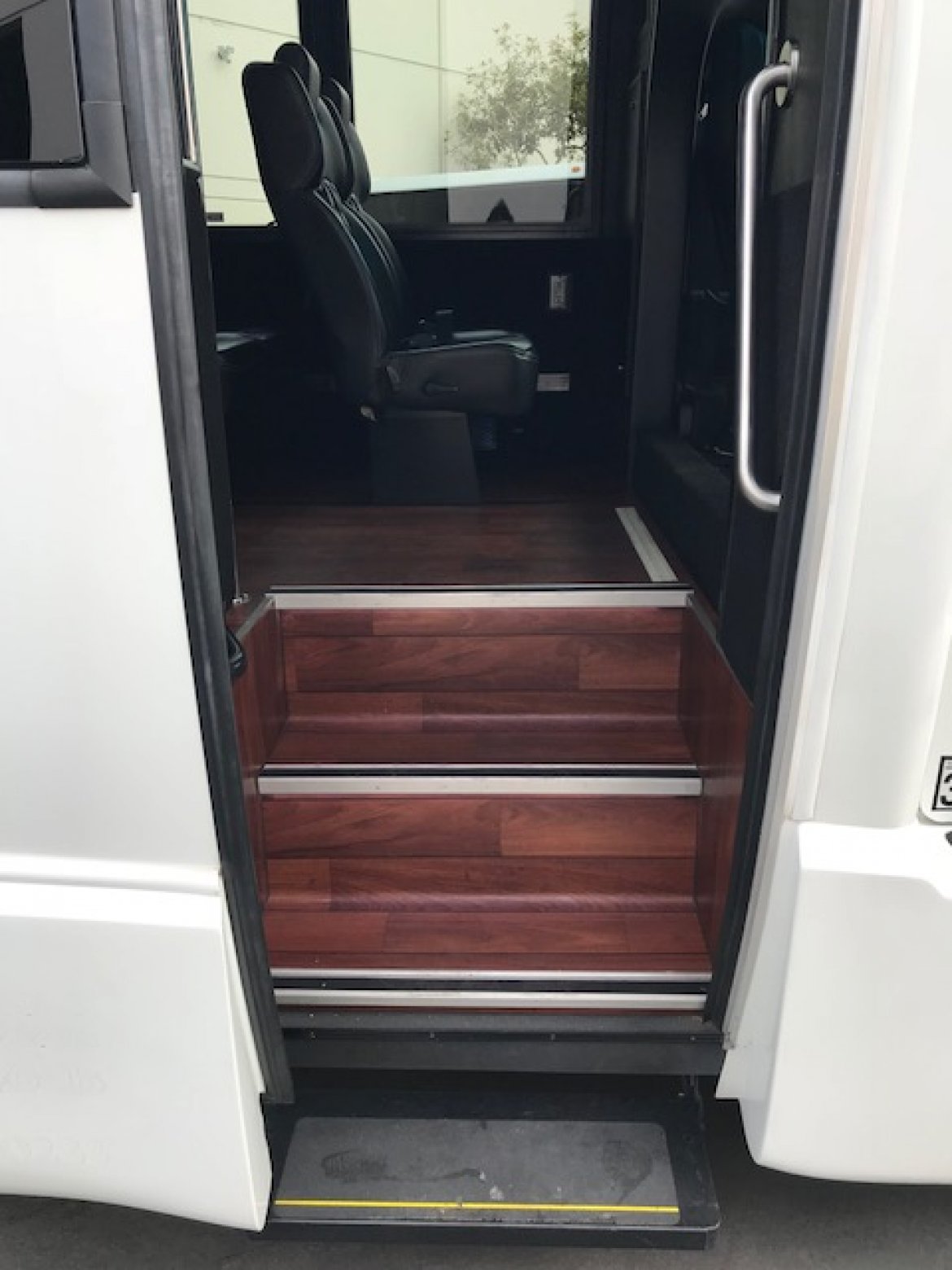 Shuttle Bus for Sale in Riverside, CA - Photo 9