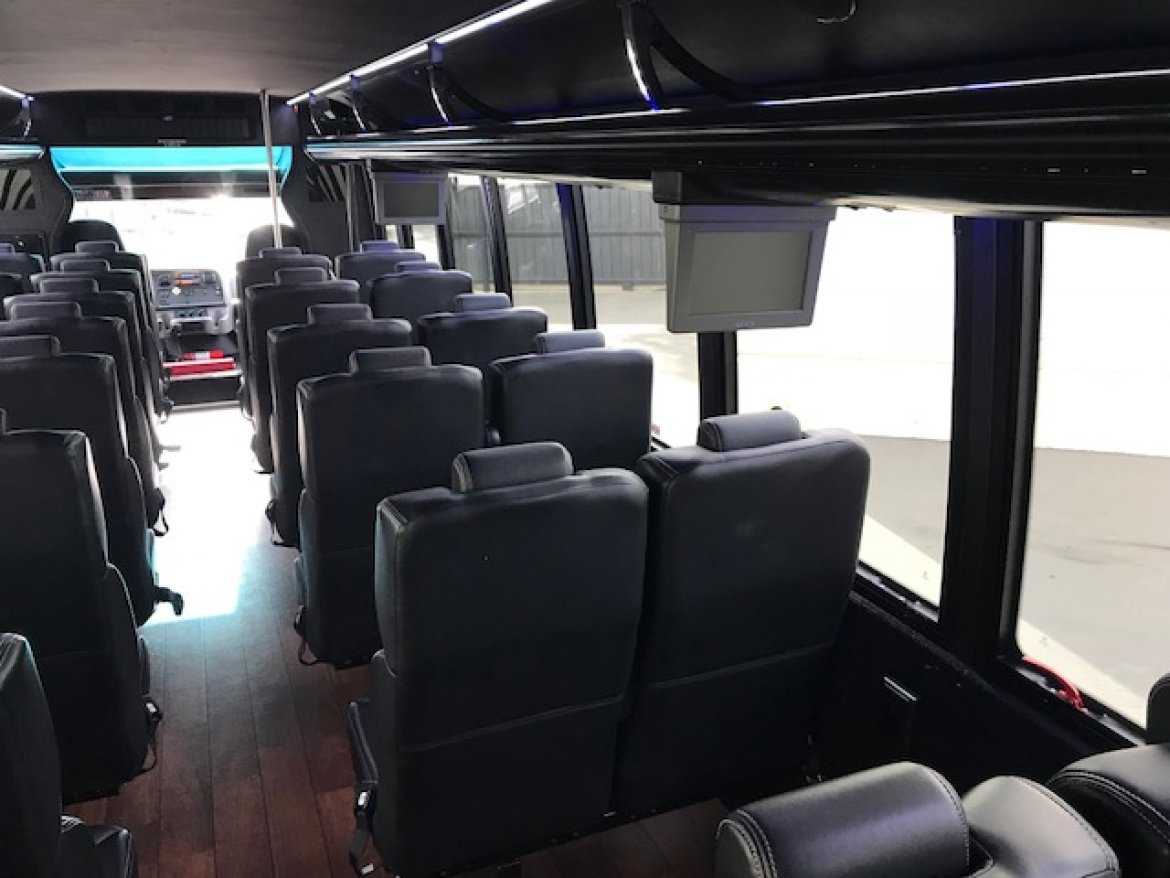 Shuttle Bus for Sale in Riverside, CA - Photo 21