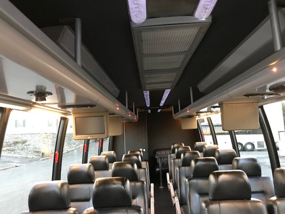 Shuttle Bus for Sale in Fontana, CA - Photo 9