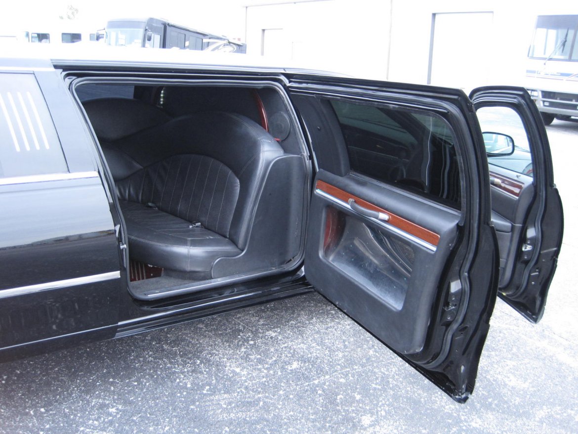 Limousine for Sale in Ozark, MO - Photo 23