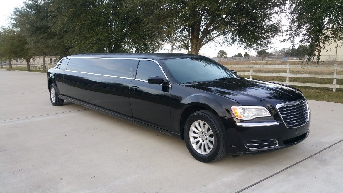 Limousine for Sale in Houston, TX - Photo 4