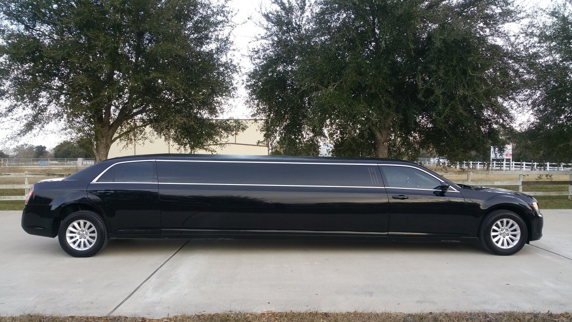 Limousine for Sale in Houston, TX - Photo 5