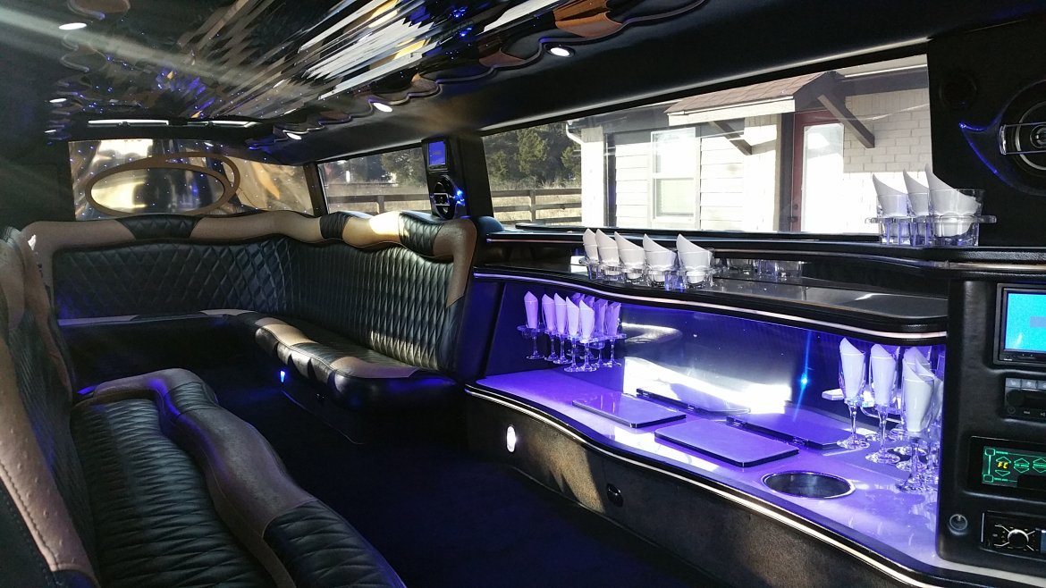 SUV Stretch for Sale in Houston, TX - Photo 15