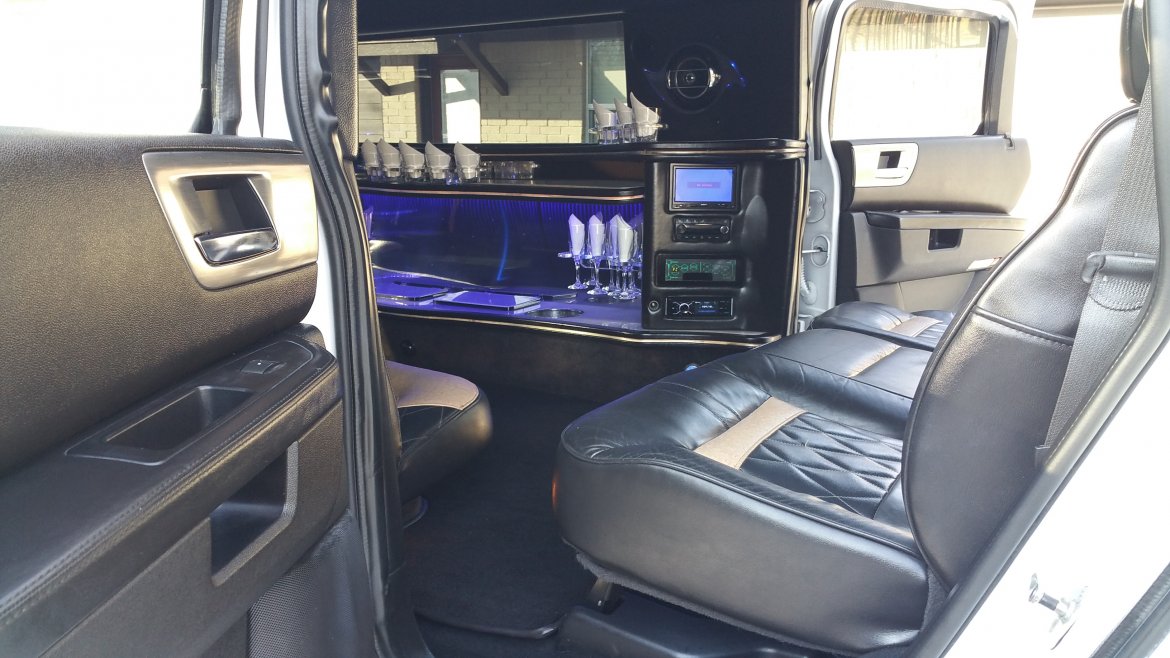 SUV Stretch for Sale in Houston, TX - Photo 17