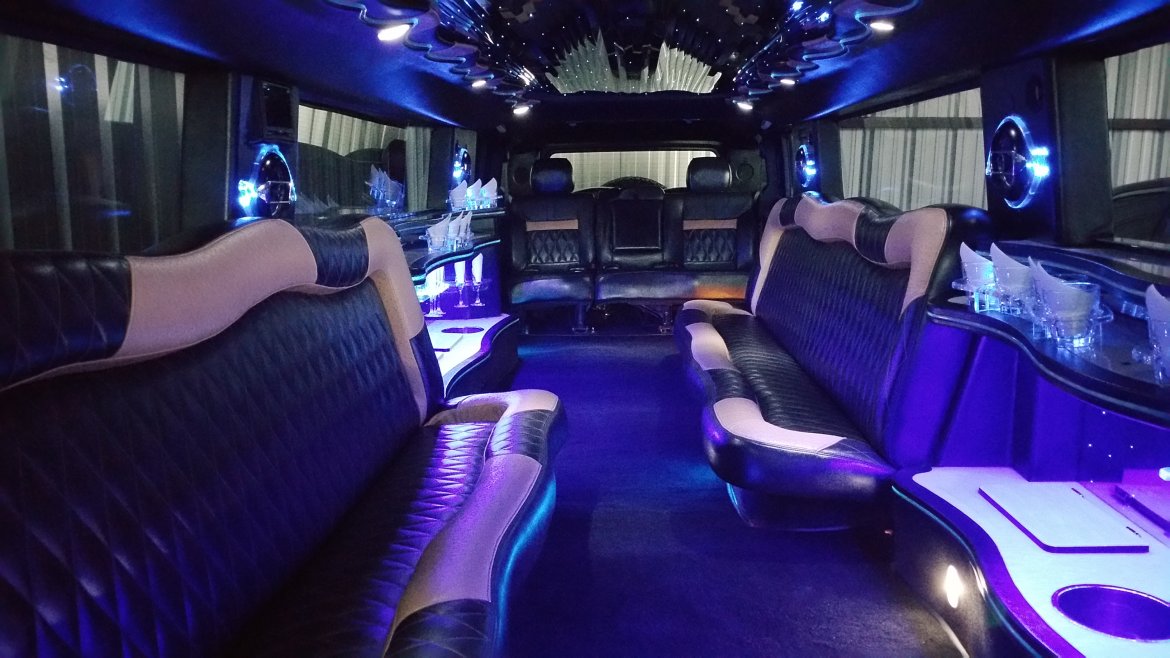 SUV Stretch for Sale in Houston, TX - Photo 18