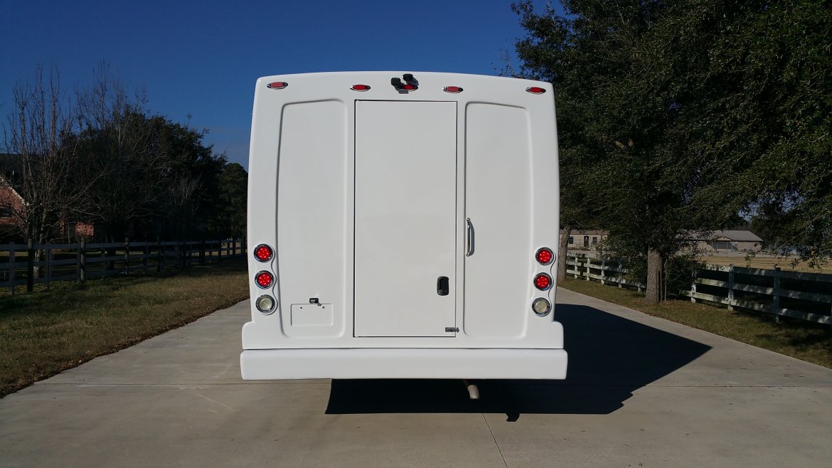 Limo Bus for Sale in Houston, TX - Photo 7