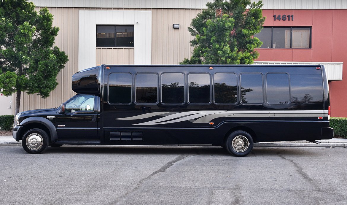 Limo Bus for Sale in Fontana, CA - Photo 6