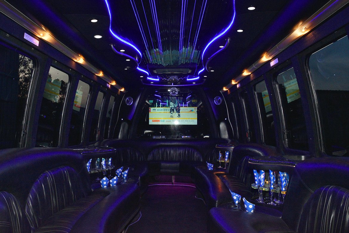 Limo Bus for Sale in Fontana, CA - Photo 14