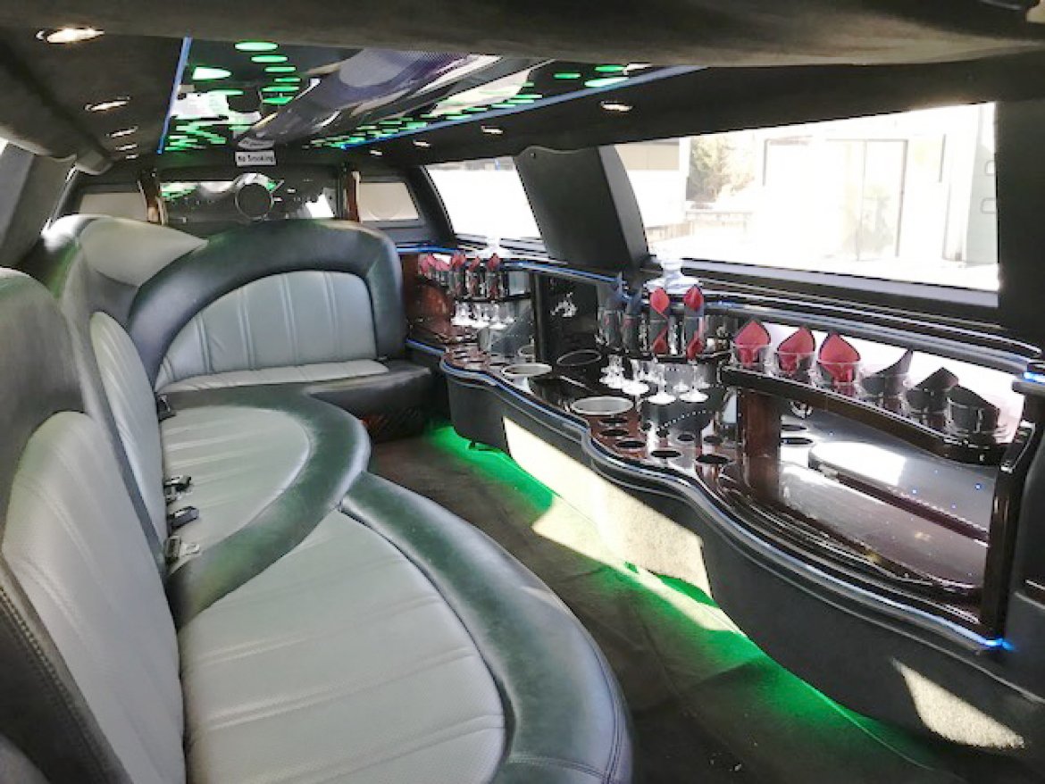 Limousine for Sale in Oaklyn, NJ - Photo 13