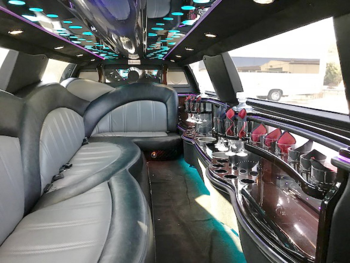 Limousine for Sale in Oaklyn, NJ - Photo 15