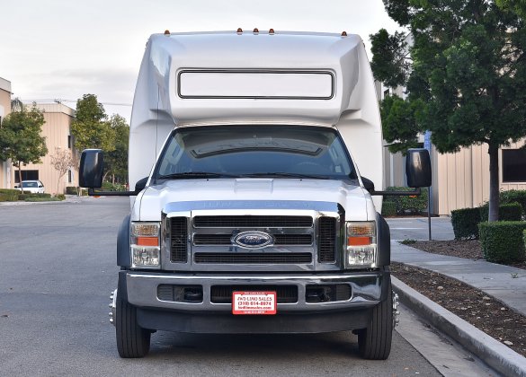 2008 International 3400 Limo Bus for Sale in Fontana, CA - Photo 3