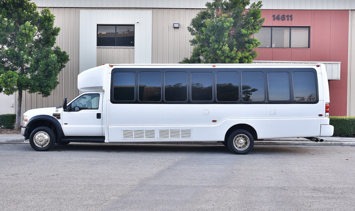 Limo Bus for Sale in Fontana, CA - Photo 6