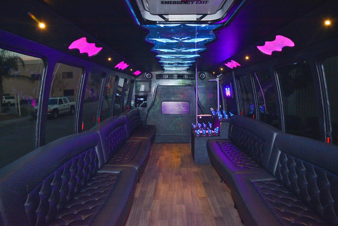 Limo Bus for Sale in Fontana, CA - Photo 13