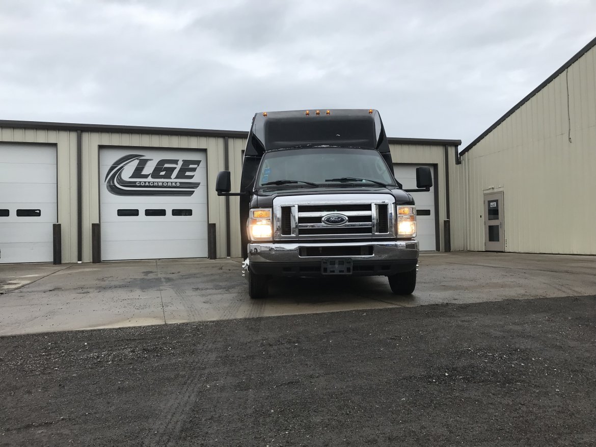 Limo Bus for Sale in North East , PA - Photo 7