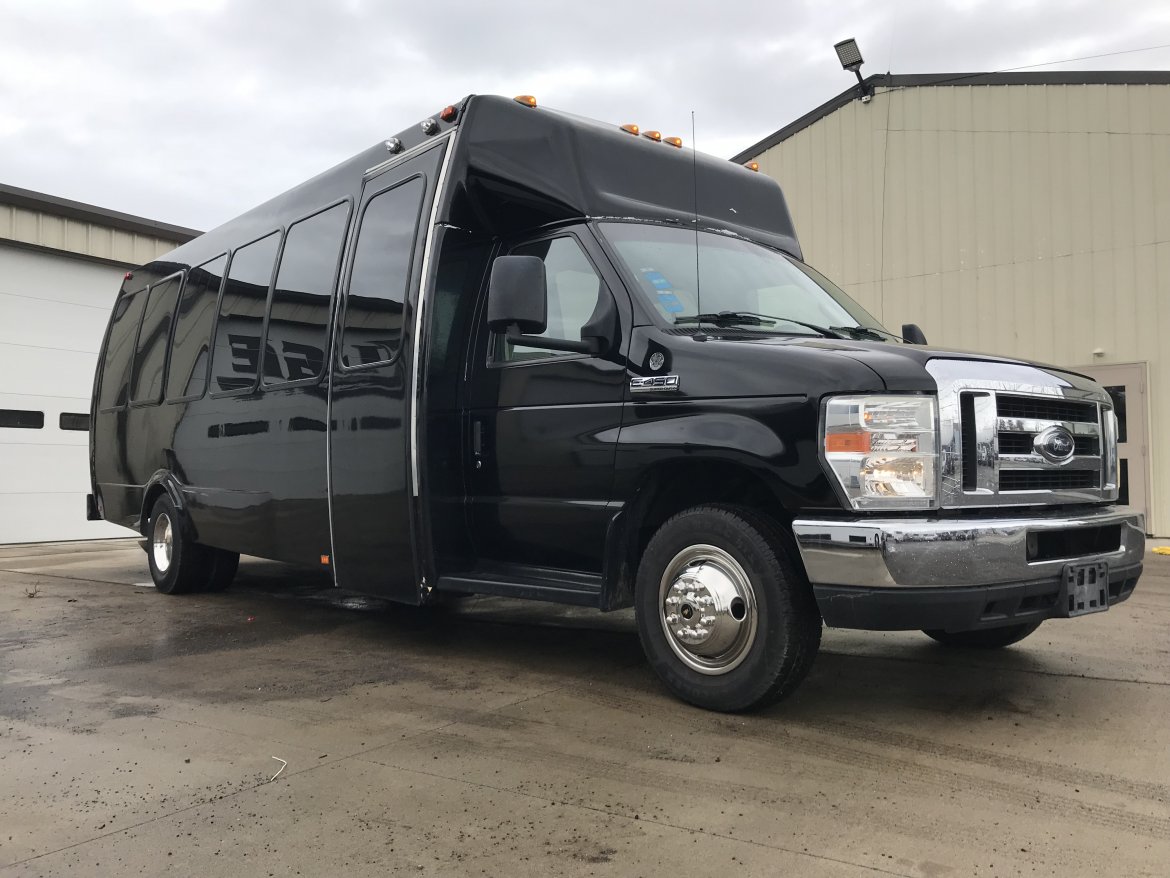 Limo Bus for Sale in North East , PA - Photo 9