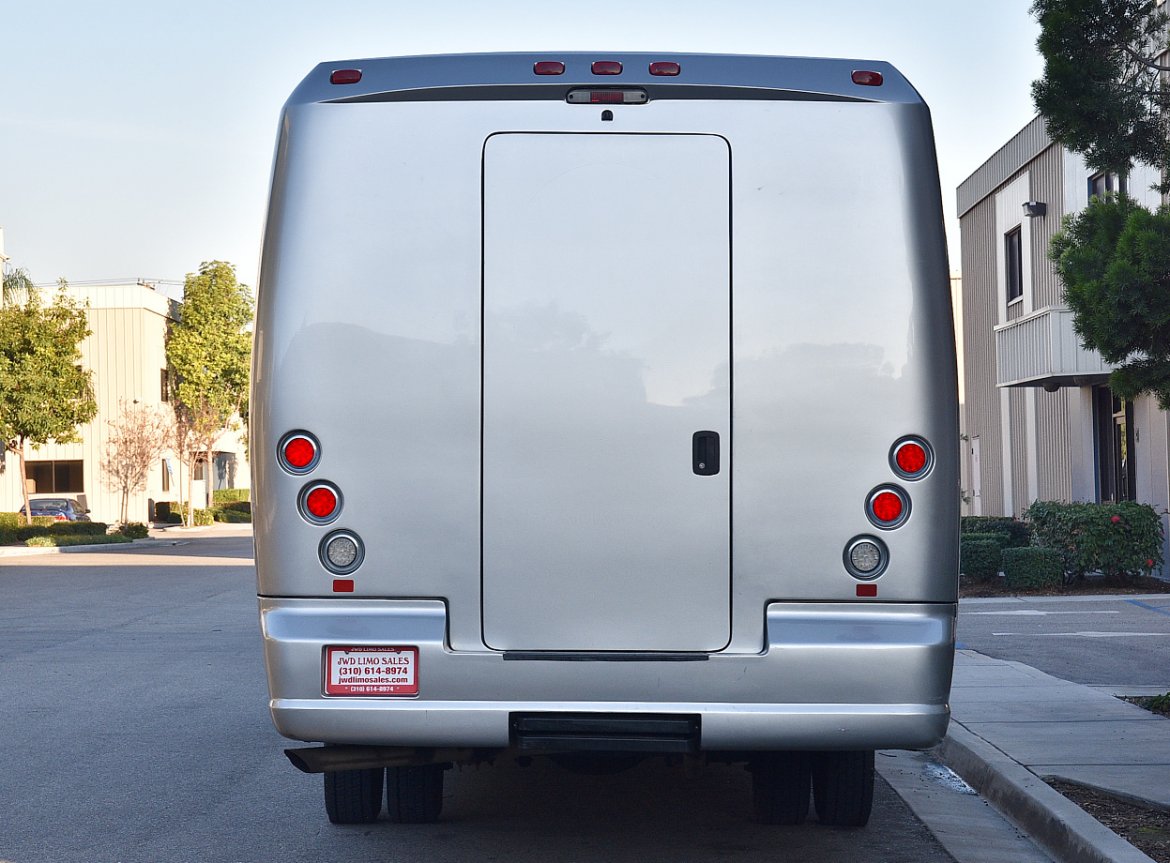 Shuttle Bus for Sale in Fontana, CA - Photo 5