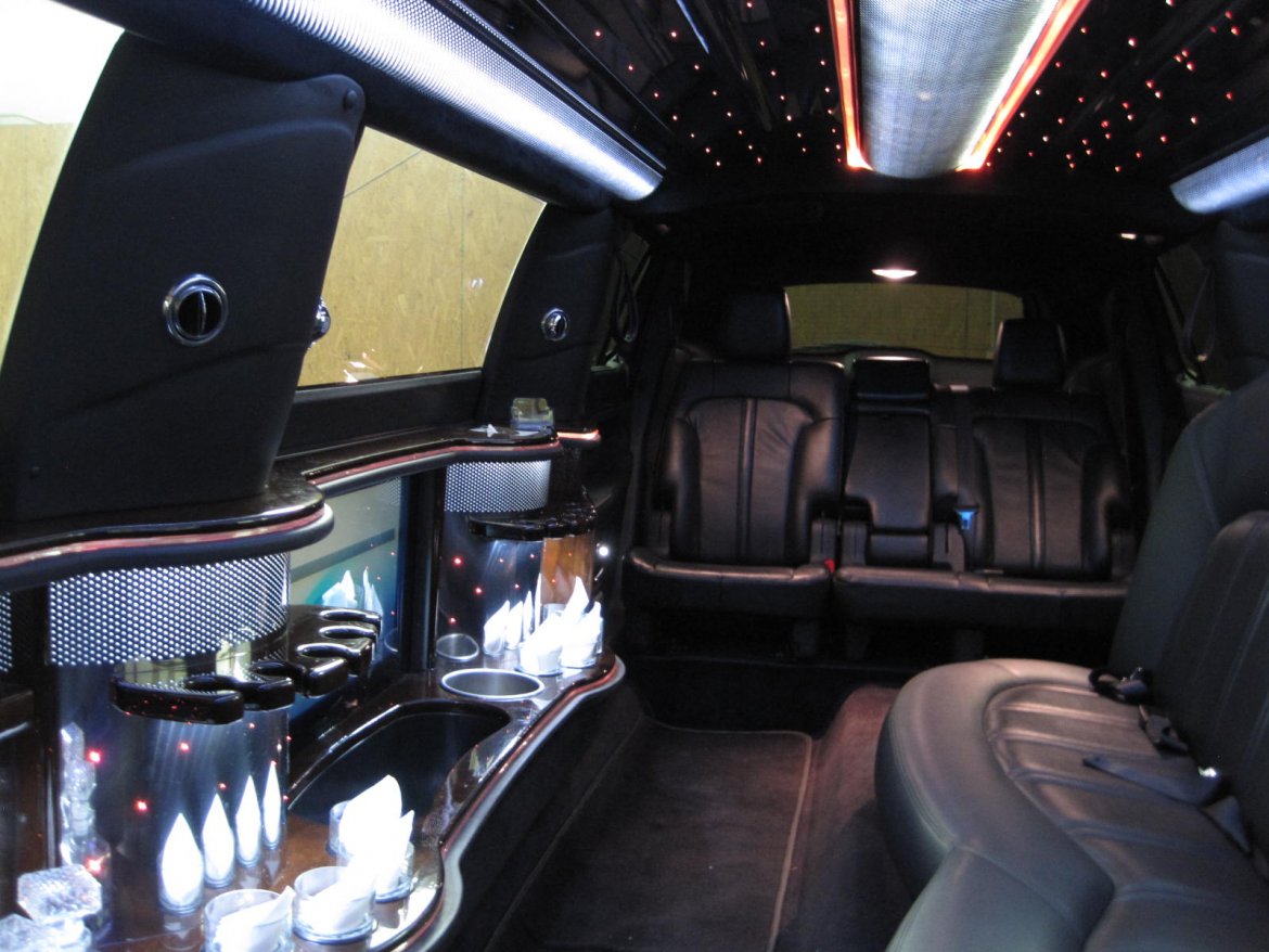 Limousine for Sale in Ozark, MO - Photo 28