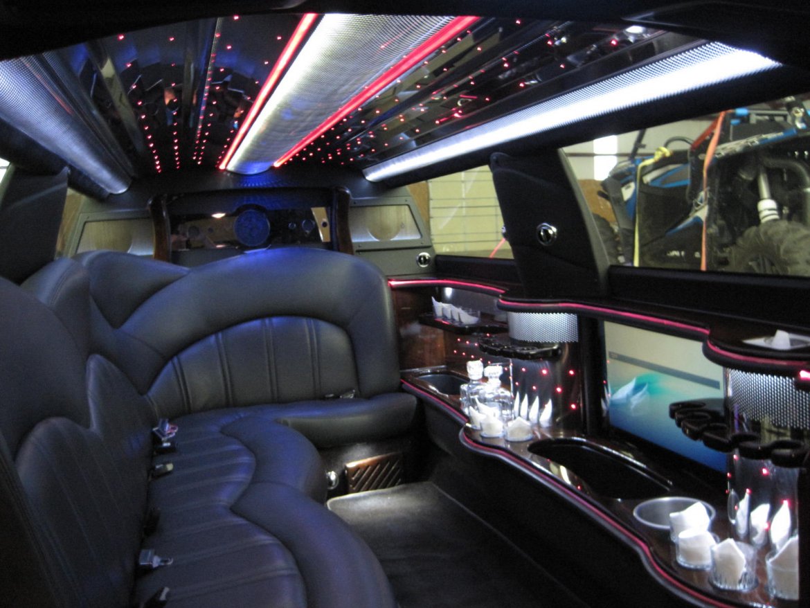 Limousine for Sale in Ozark, MO - Photo 16
