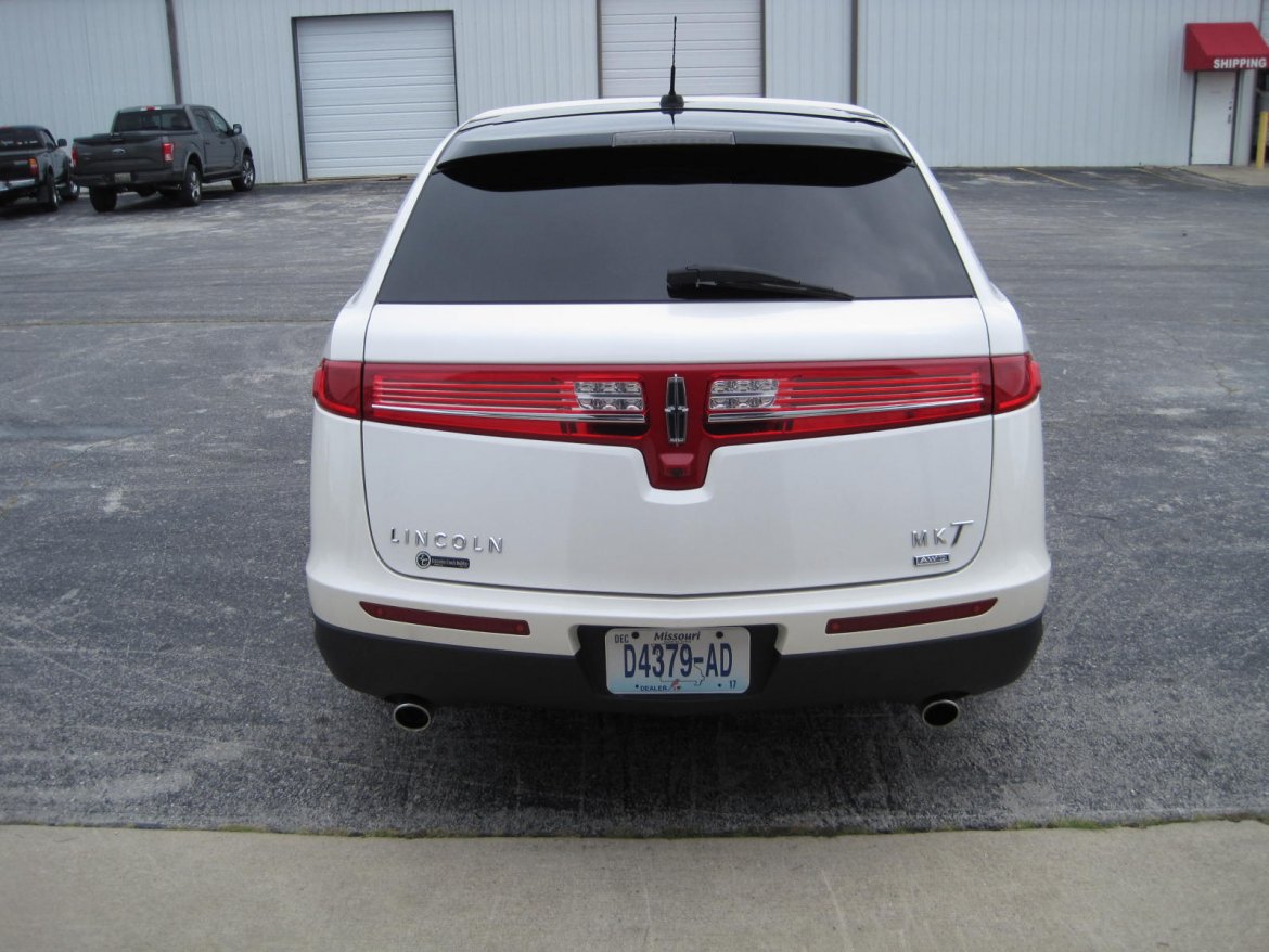 Limousine for Sale in Ozark, MO - Photo 11