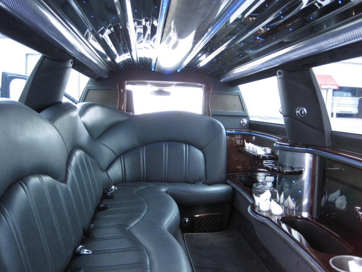 Limousine for Sale in Ozark, MO - Photo 32