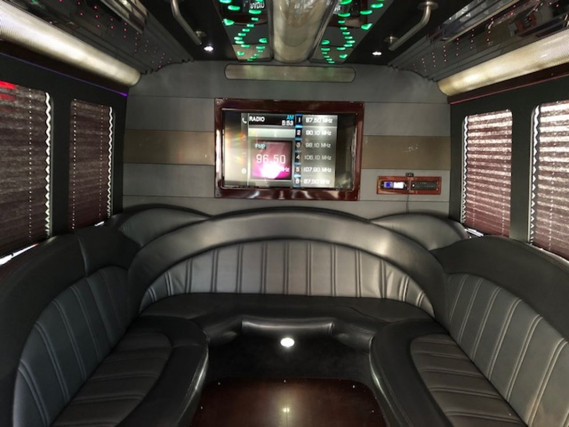 Limo Bus for Sale in Aurora, CO - Photo 9