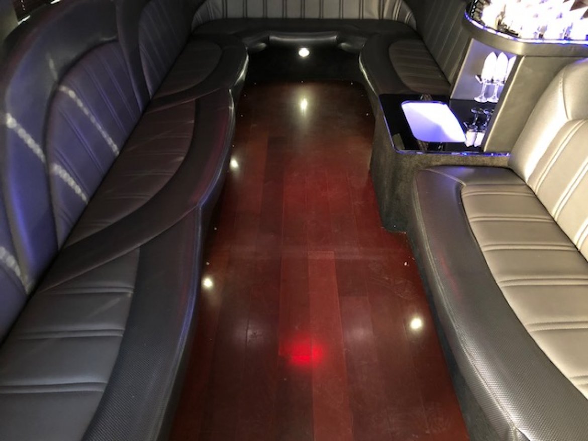 Limo Bus for Sale in Aurora, CO - Photo 12