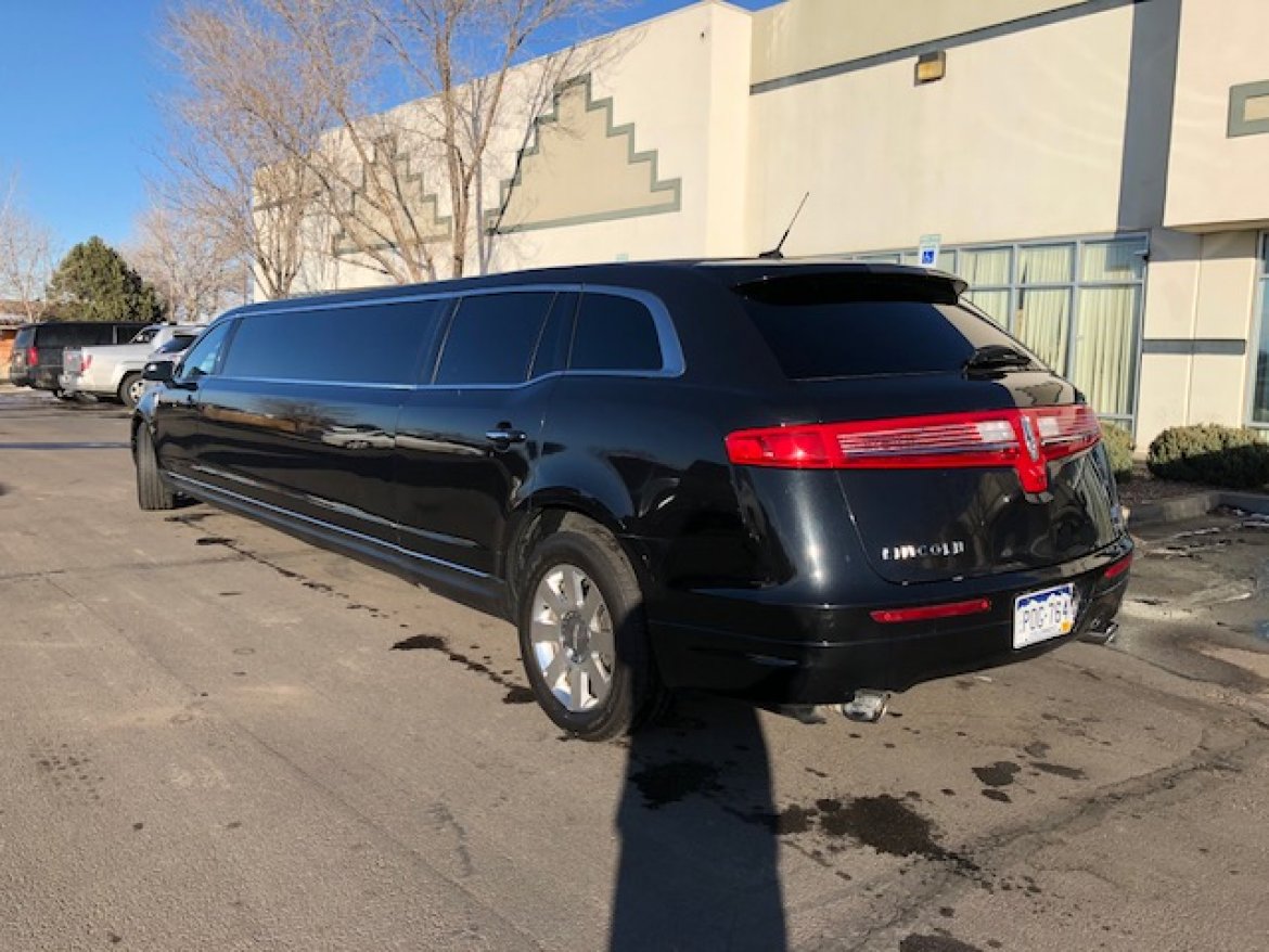 Limousine for Sale in aurora, CO - Photo 2