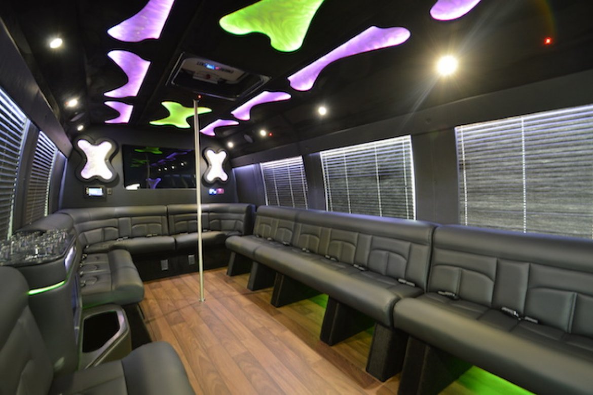 Limo Bus for Sale in Aurora, CO - Photo 7