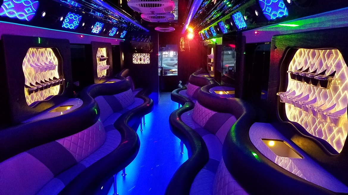 Limo Bus for Sale in Mornganville, NJ - Photo 7