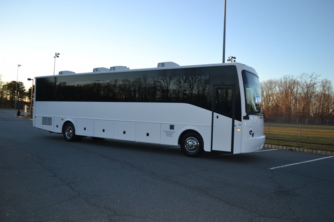 Limo Bus for Sale in Mornganville, NJ - Photo 12
