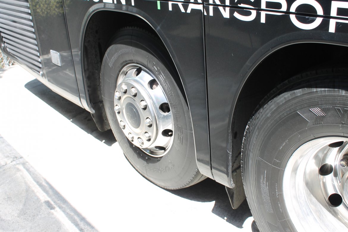 Motorcoach for Sale in San Francisco, CA - Photo 7