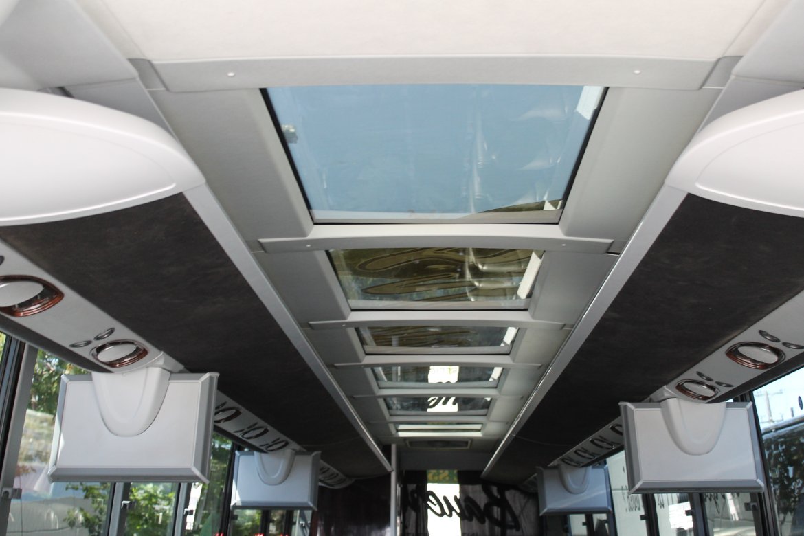 Motorcoach for Sale in San Francisco, CA - Photo 14