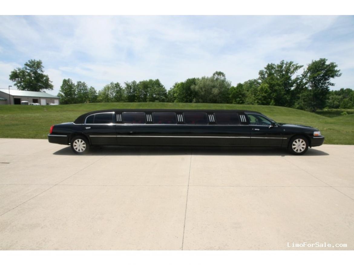 Limousine for Sale in AMHERST, OH - Photo 9