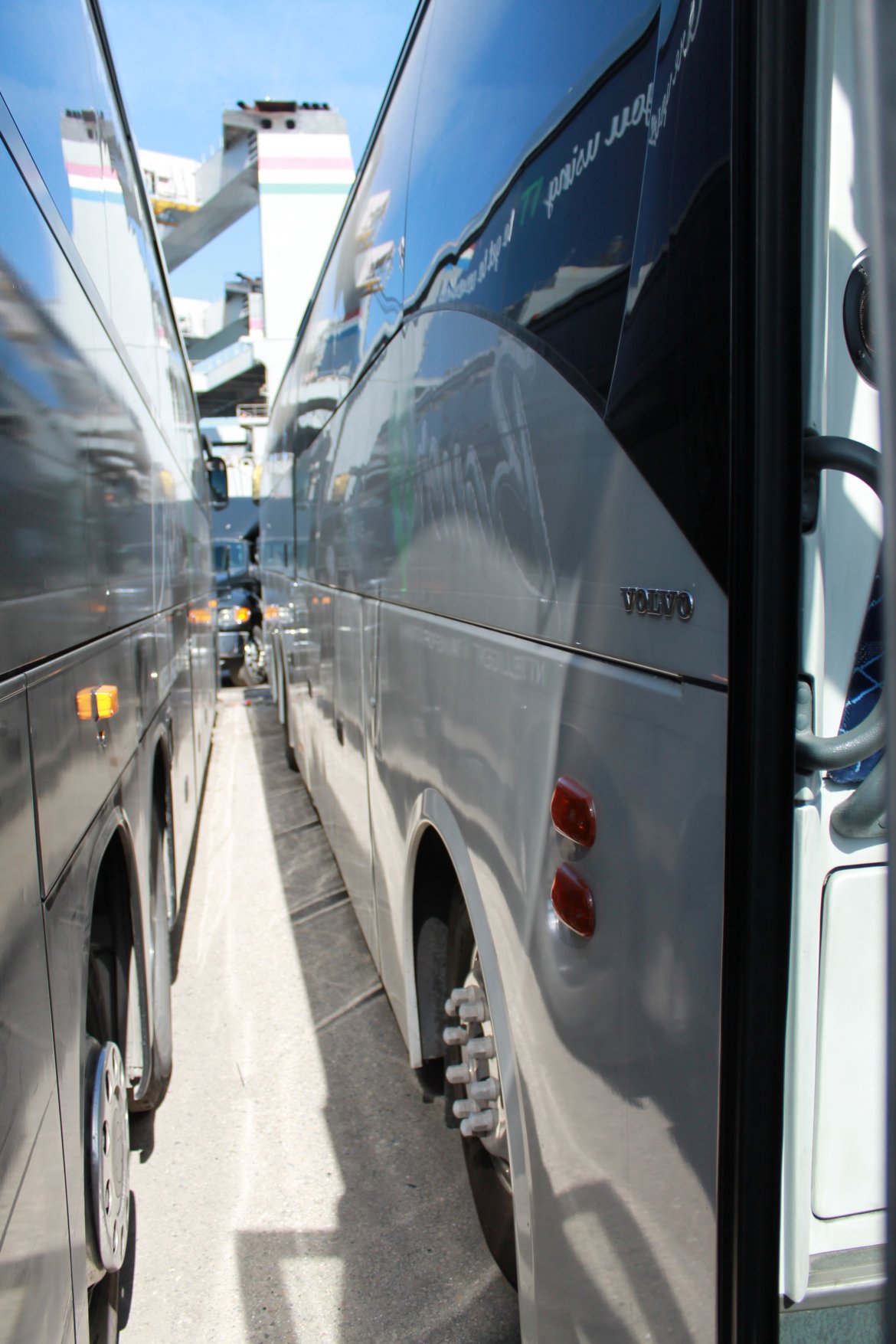 Motorcoach for Sale in San Francisco, CA - Photo 4
