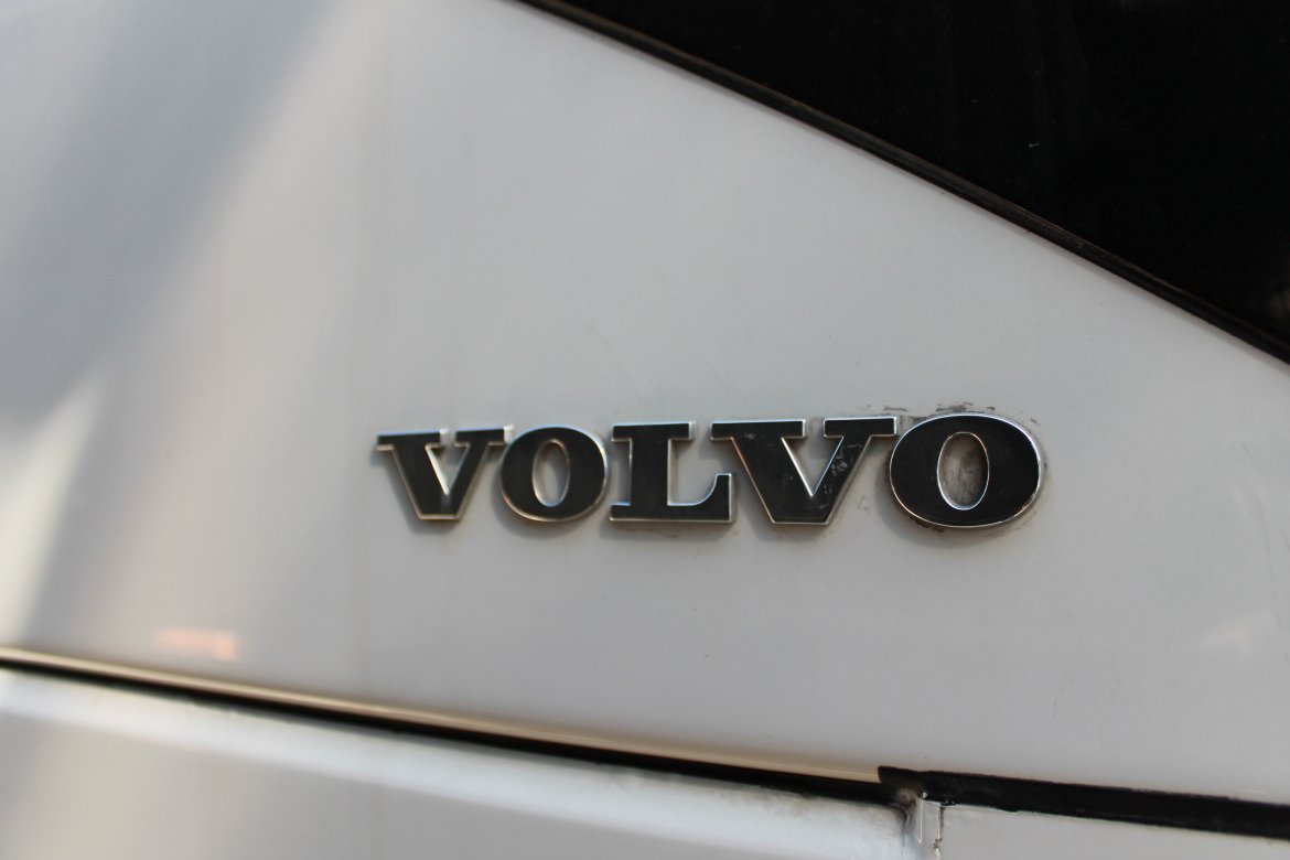 Motorcoach for Sale in San Francisco, CA - Photo 4