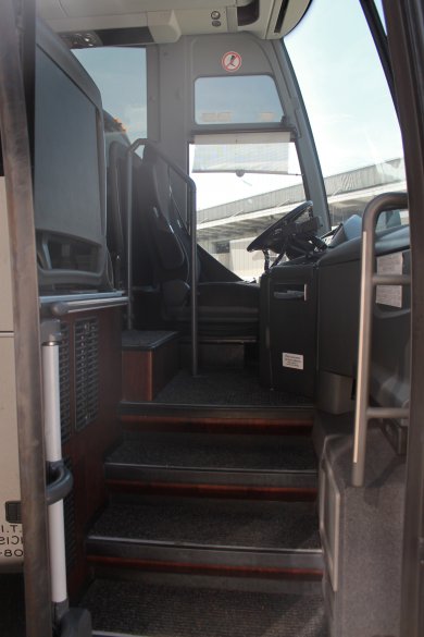 2013 Mercedes Benz Setra Coach 407 cc Motorcoach - Motorcoach for Sale in San Francisco, CA - Photo 13