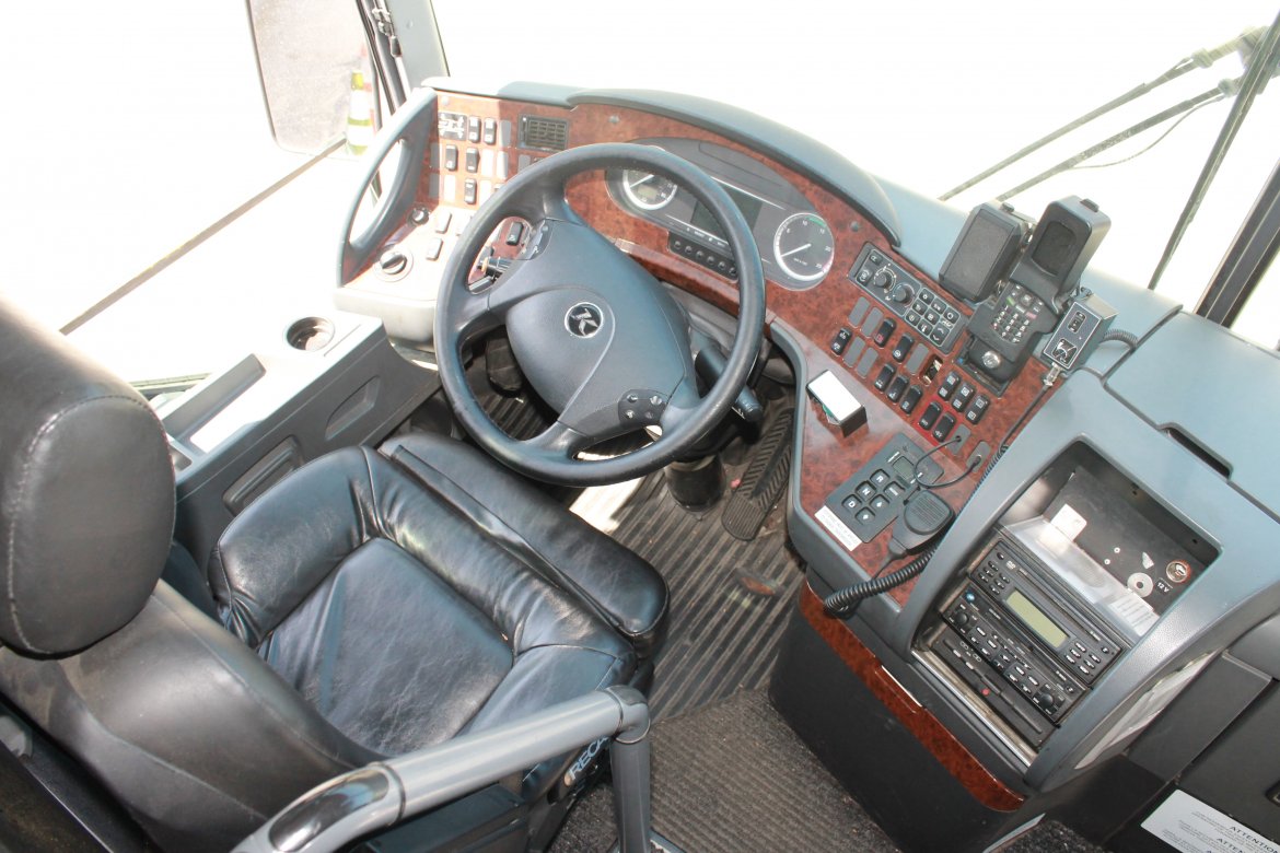 Motorcoach for Sale in San Francisco, CA - Photo 9